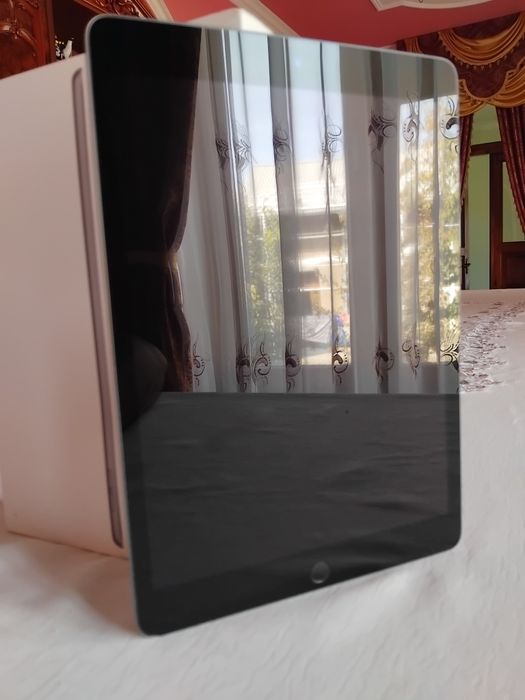 Срочно продам ipad 9th generation wifi
