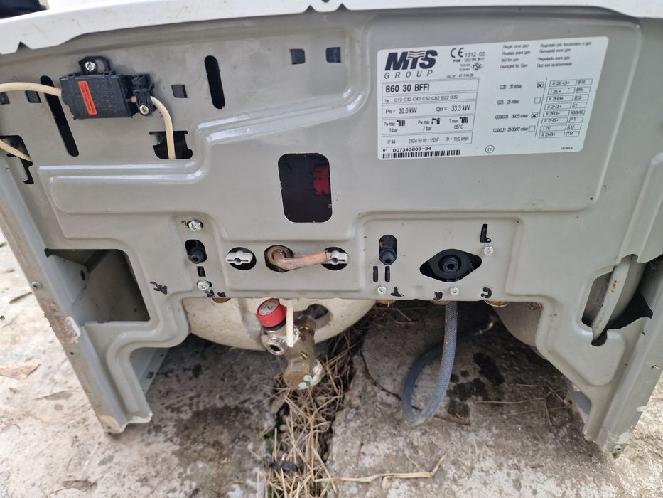 Ariston B60 30 BFFI Cu Boiler incorporat , Piese de schimb