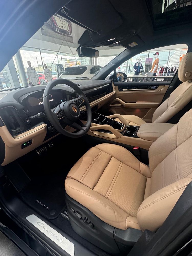 Porsche Cayenne S V8 3996 cmc 474 cp 13.000 km