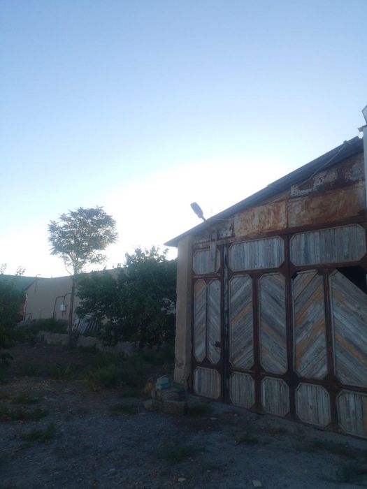 Uchastka hovli sotiladi 16 sotix