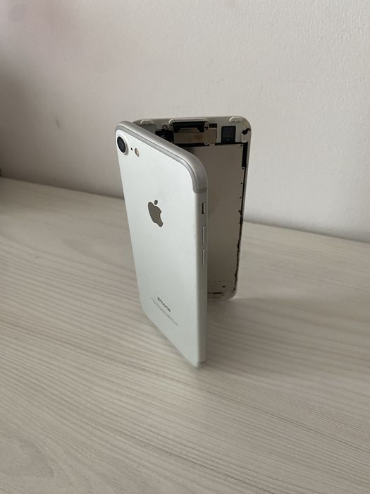 Display iPhone 7 si Carcasa , originale din dezmembrari !!