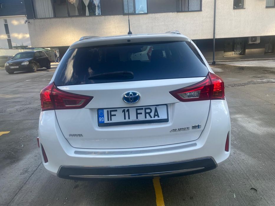 Vand Toyota Auris