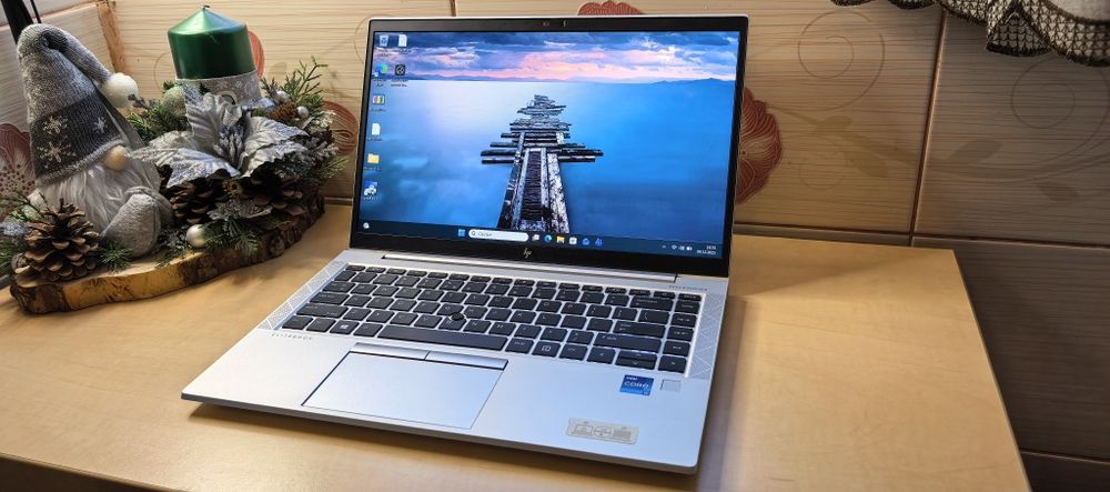 Laptop HP EliteBook 14 G8_i5 1136G7_24GB DDR4_512GB SSD_Metal + Geanta