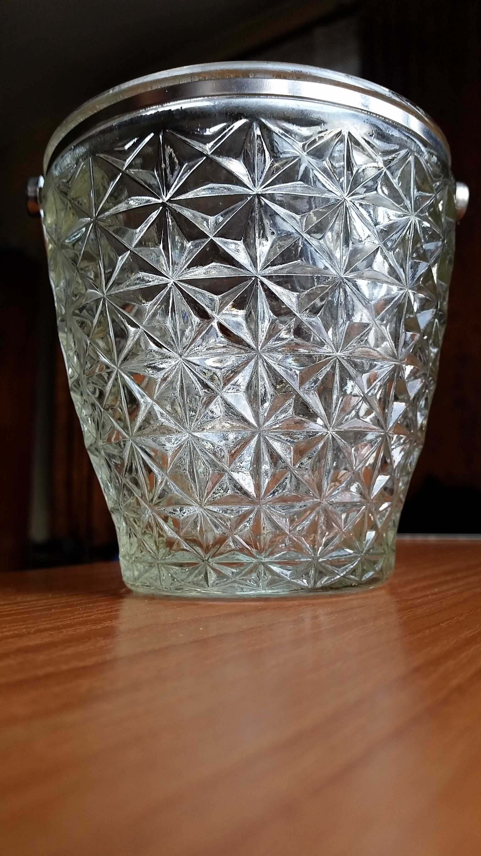 Кристална купа / ваза - прекрасен сувенир, подарък