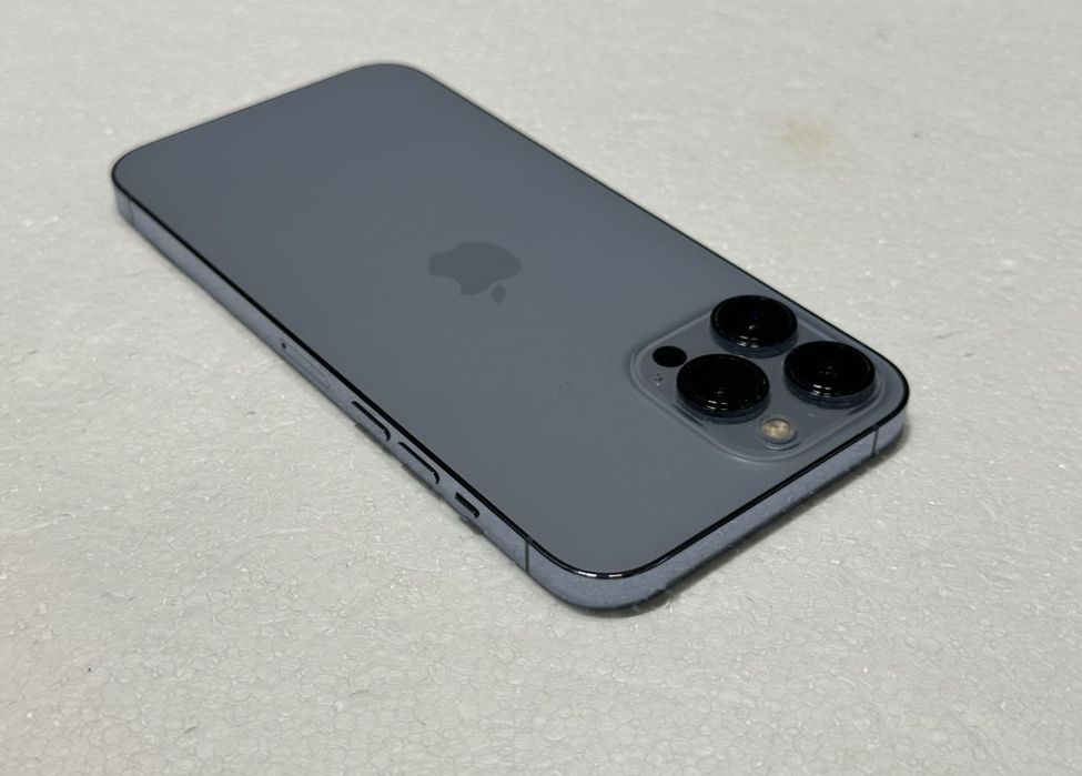 iPhone 13 Pro MAX  Blue Neverlocked