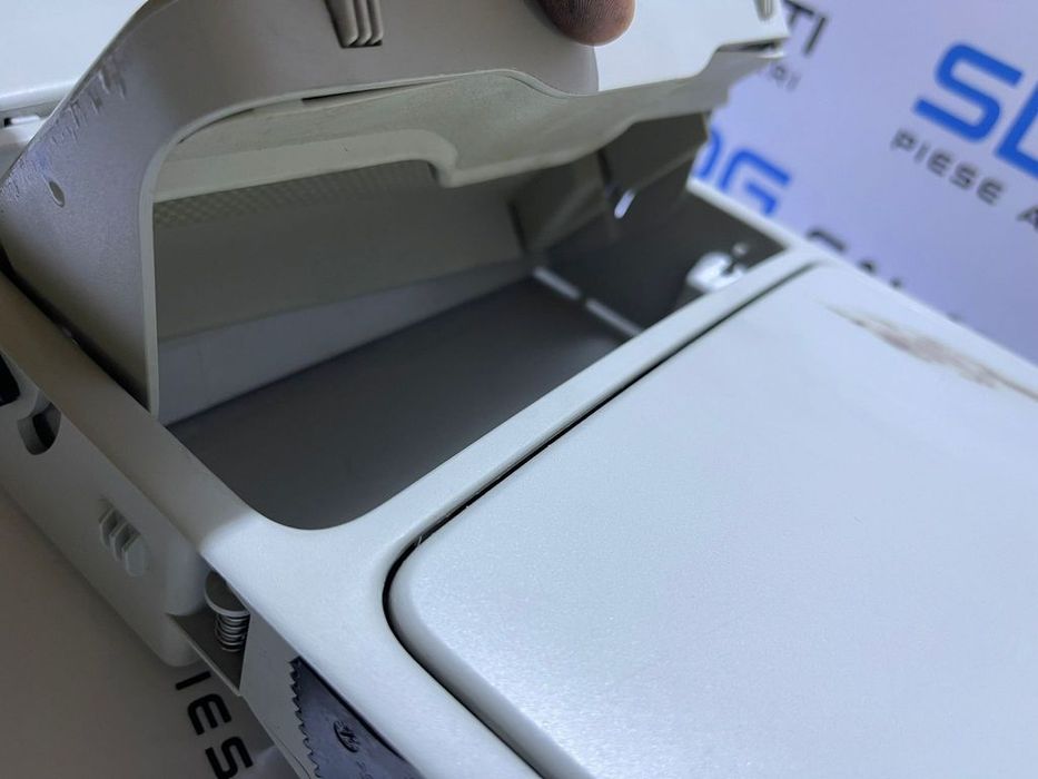 Plafoniera Sertar Sertare Suport Ochelari Spatiu Spatii Depozitare VW Golf PLUS 2004 - 2013 Cod 5M0868403F