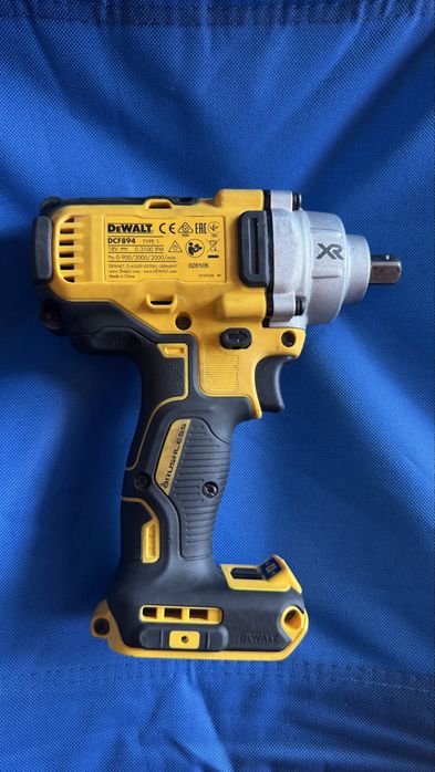 Dewalt DCF894 masina insurubat cheie impact 1/2