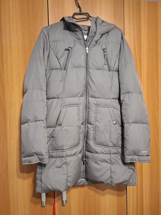 Vând geaca dama Esprit cu puf de gasca