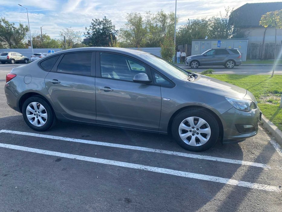 Vand Opel Astra J 2019