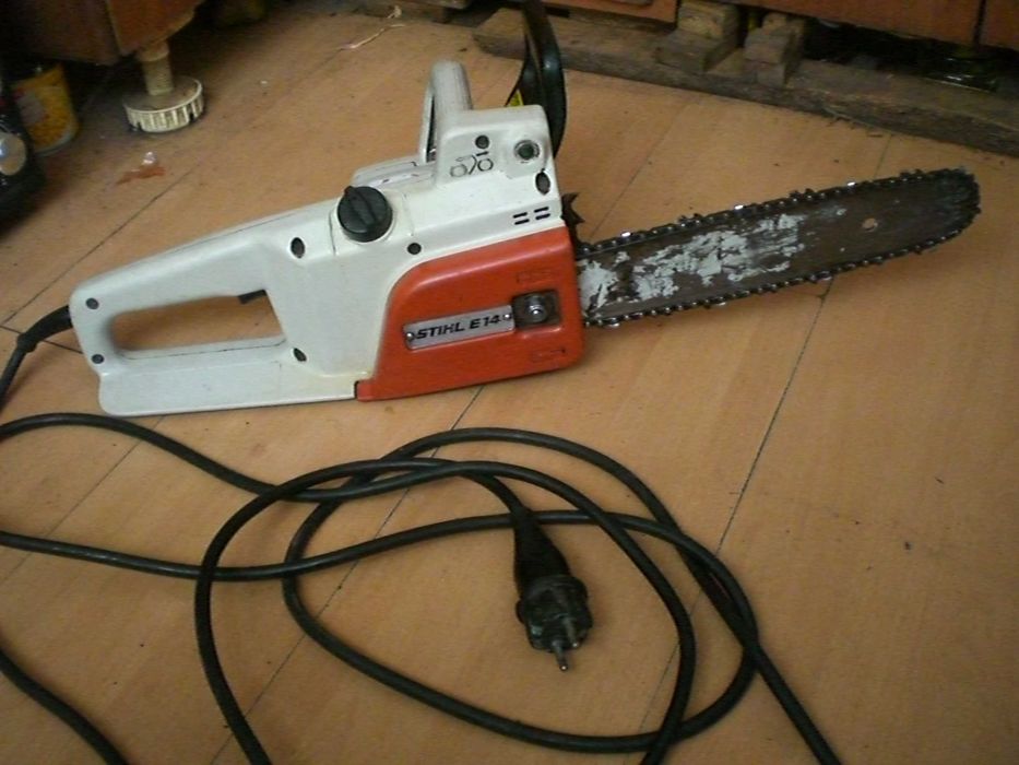 STIHL резачка за дърва  ел немска