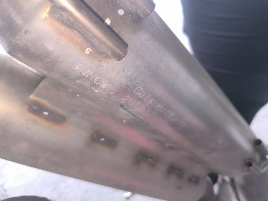 Продам стоковый глушитель