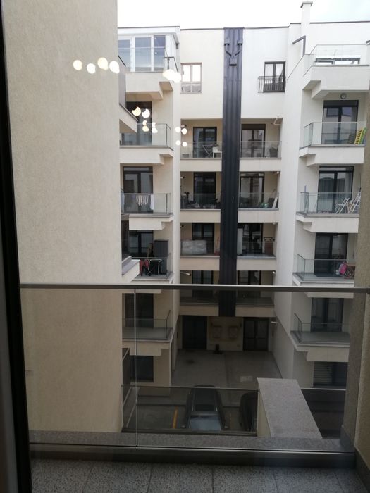 Închiriez garsonieră înComplex Victoria , Obcini