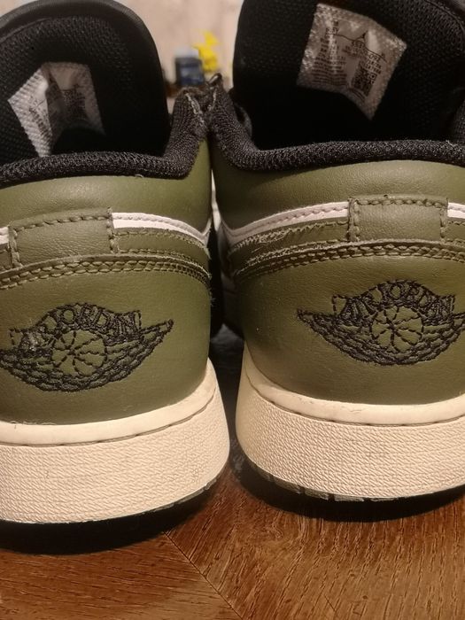 Adidași Jordan 1 Low