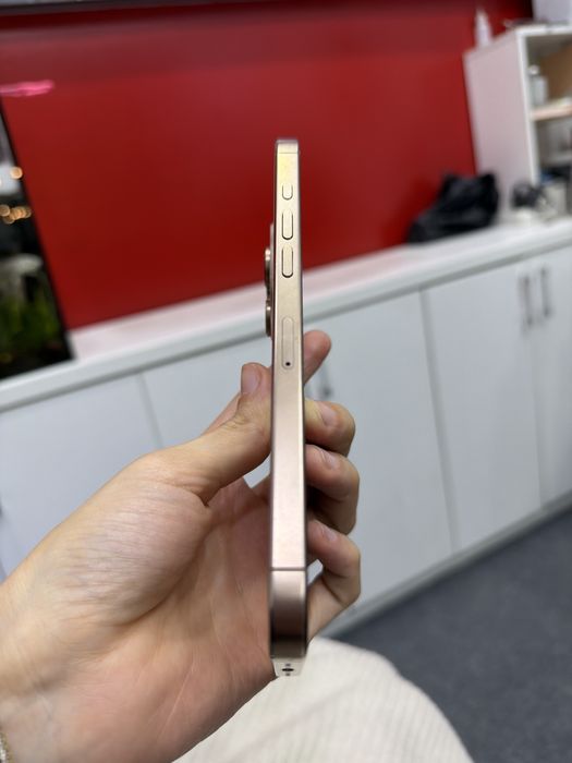 Prodam iphone 16 pro max