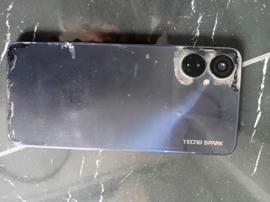 Tecno spark 9 pro xotira 128/6 ishlashi yaxshi aybi orqa kreshka