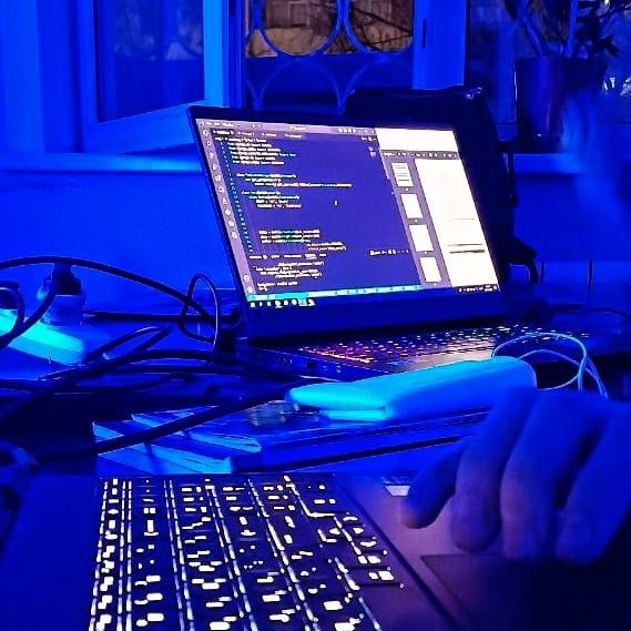 Programmist hizmatlar taklif qilamiz