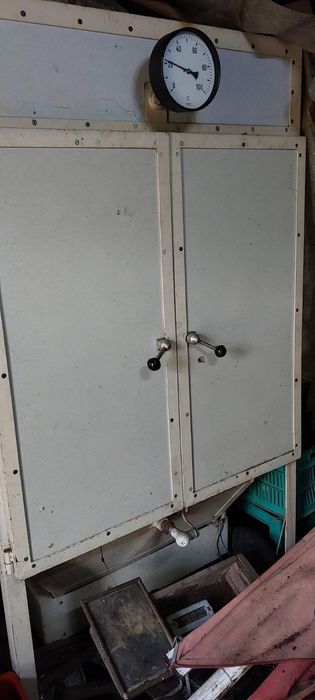 Продавам сушилня за плодове, зеленчуци, билки, подправки, гъби