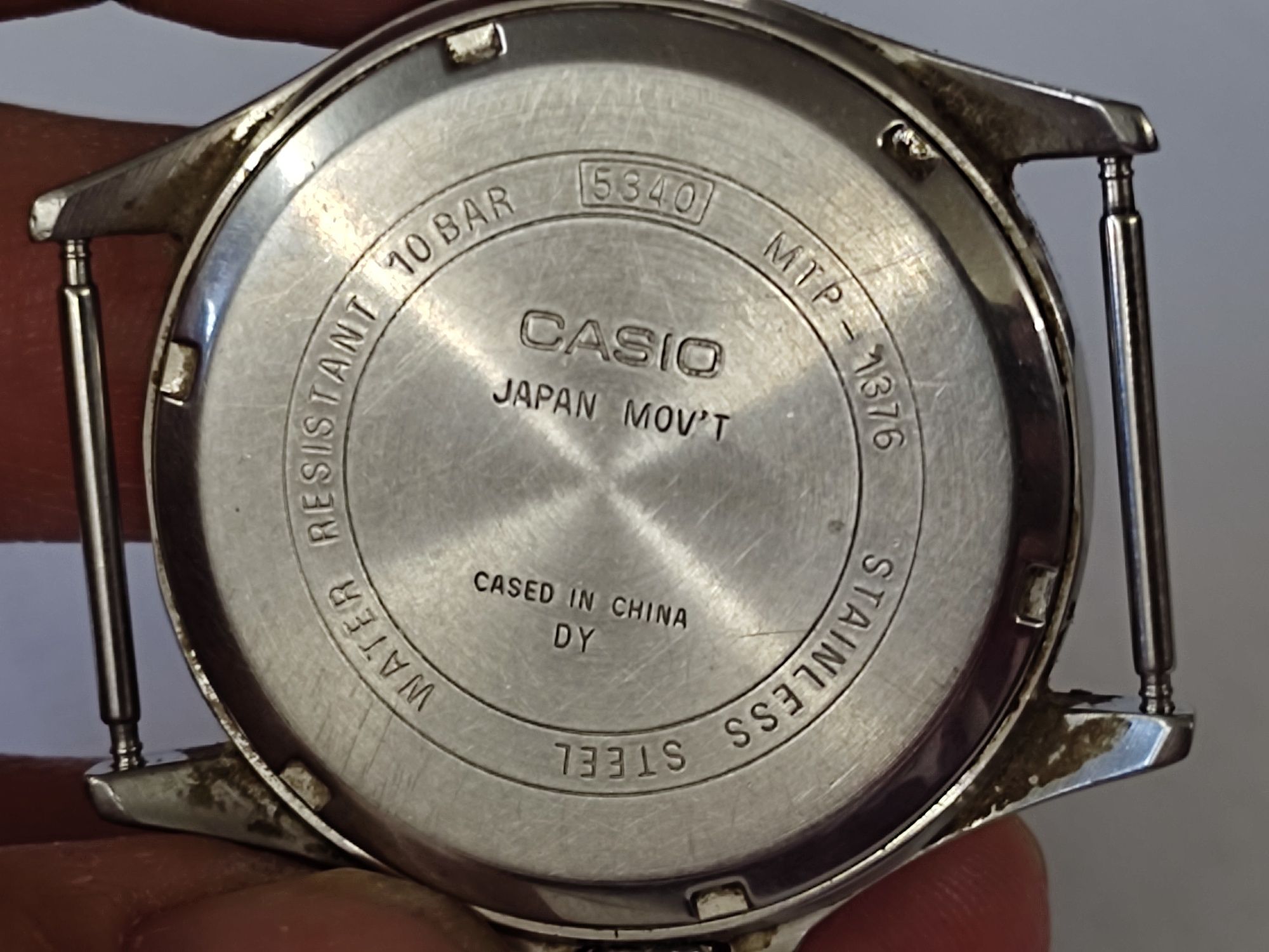 Кварцов часовник casio MTP-1376