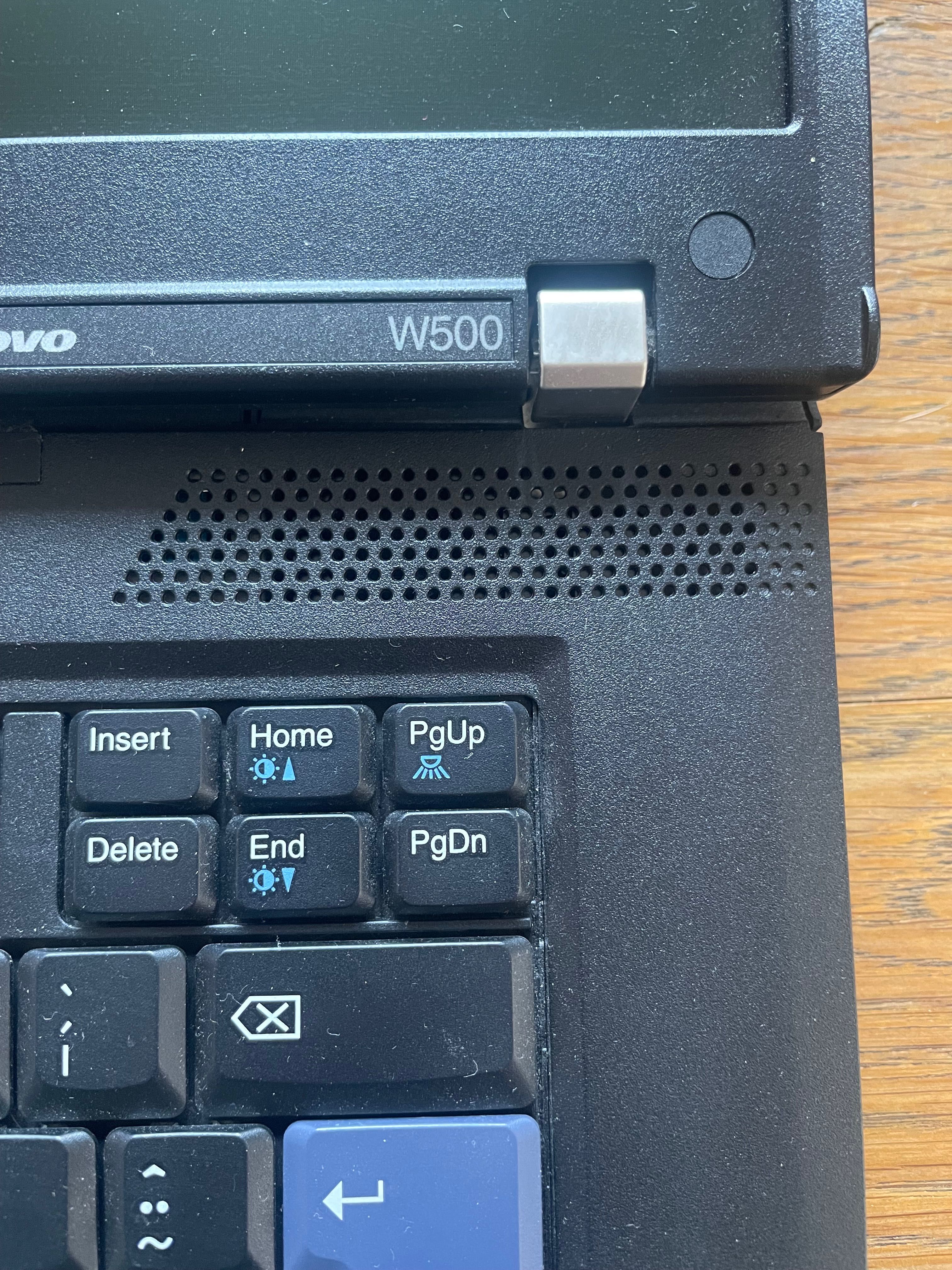 Lenovo ThinkPad W520,R400 на части