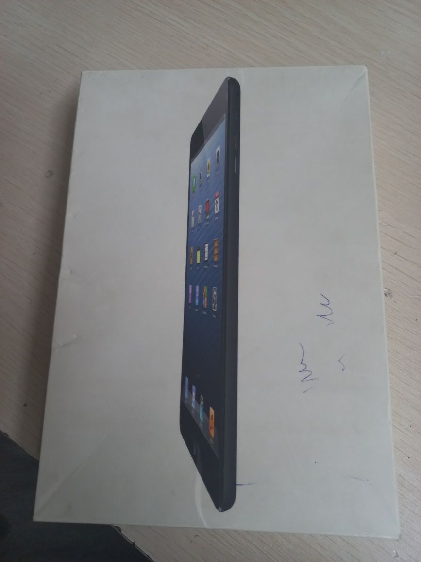 Продам iPad mini