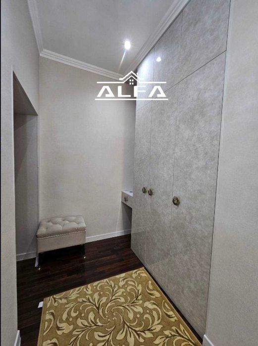 Buxoroda kvartira xonadon uy sotiladi 2 xonali 98m² 4-qavat.