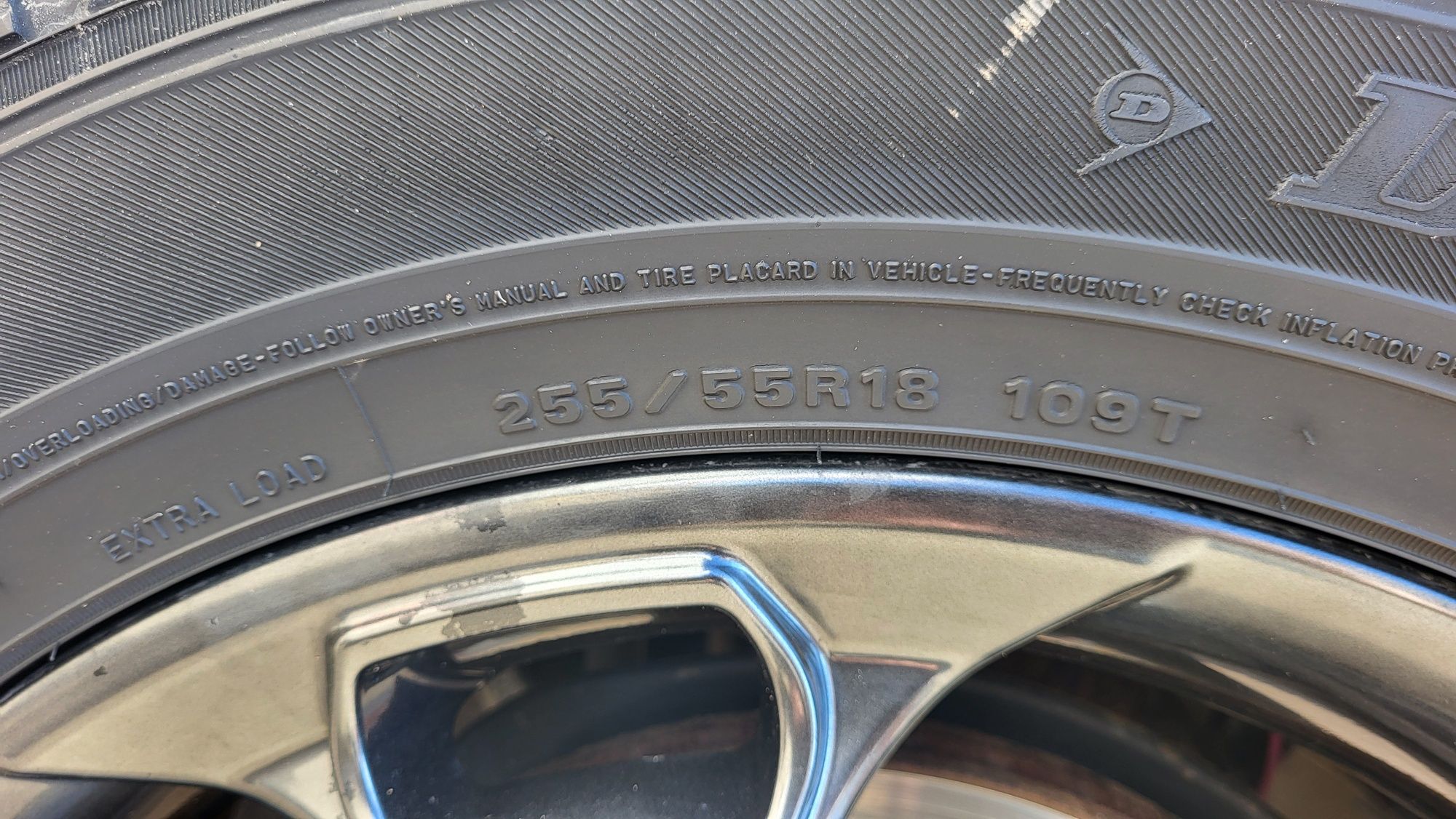 Зимние шины и диски в комплекте 225/55 R18