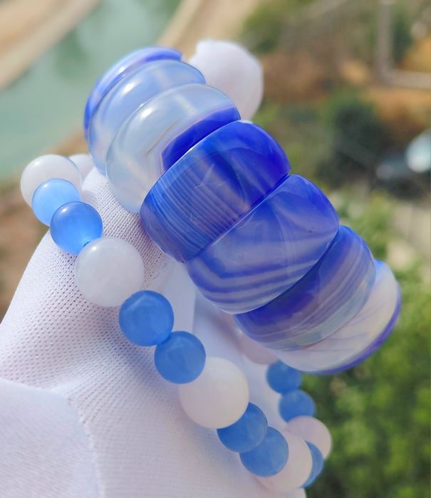 Браслеты из натуральных камней.