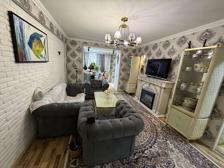 Продается квартира Алайский базар ориентир 17 школа 3в4/4/4