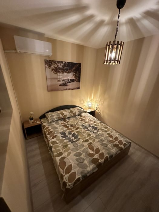 Дава се под наем Тристаен апартамент в Варна, Погреби - 98 кв.м за 663 € - Снимка #3