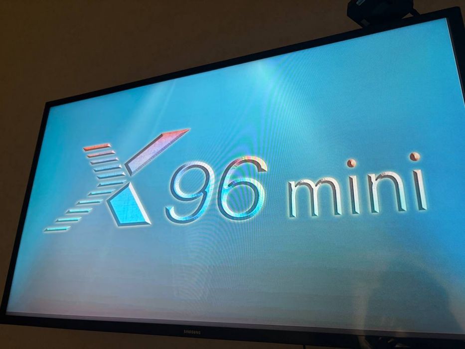 Samsung koreyskiy original 43 li televizor sotiladi