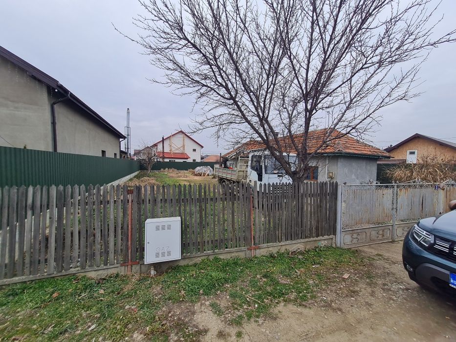 Casa batraneasca de vânzare în satul Potoceni com.Maracineni Buzău