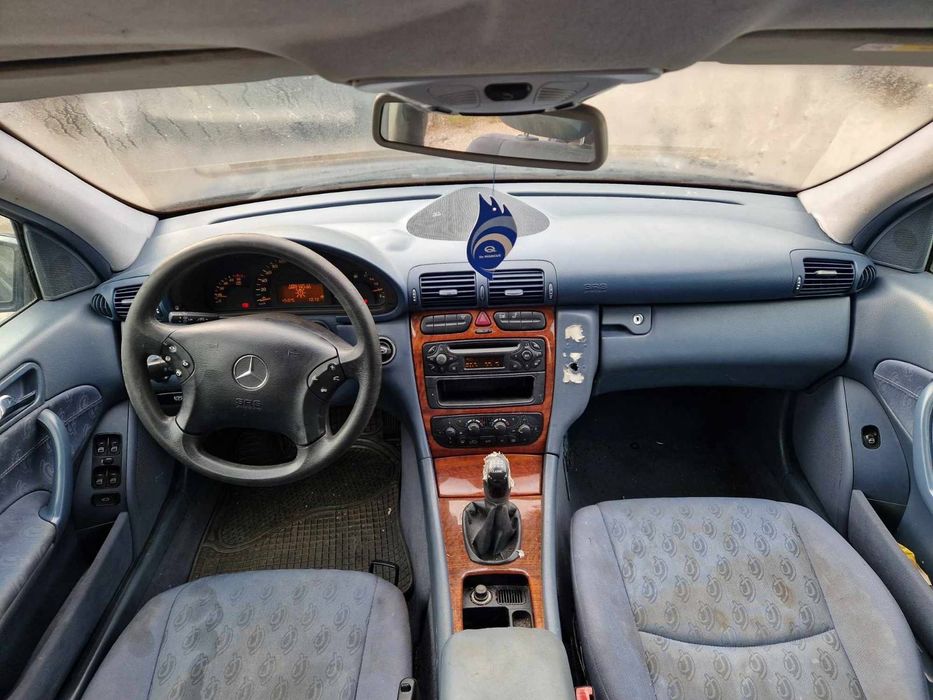 Mercedes W203 C200CDI 116кс ксенон ръчка седан НА ЧАСТИ!