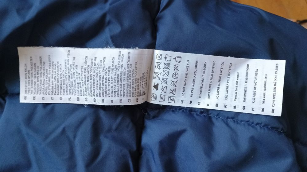 Продавам зимно яке Carhartt ,размер Ххл