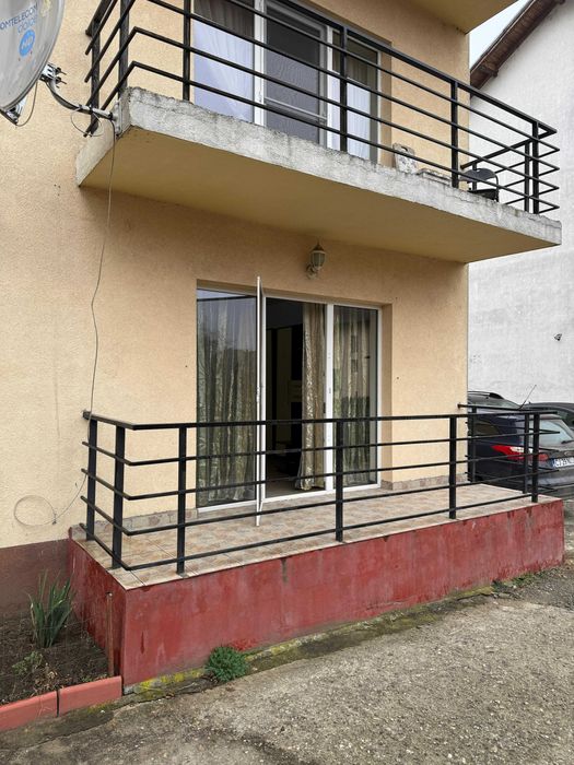 Garsonieră de vânzare