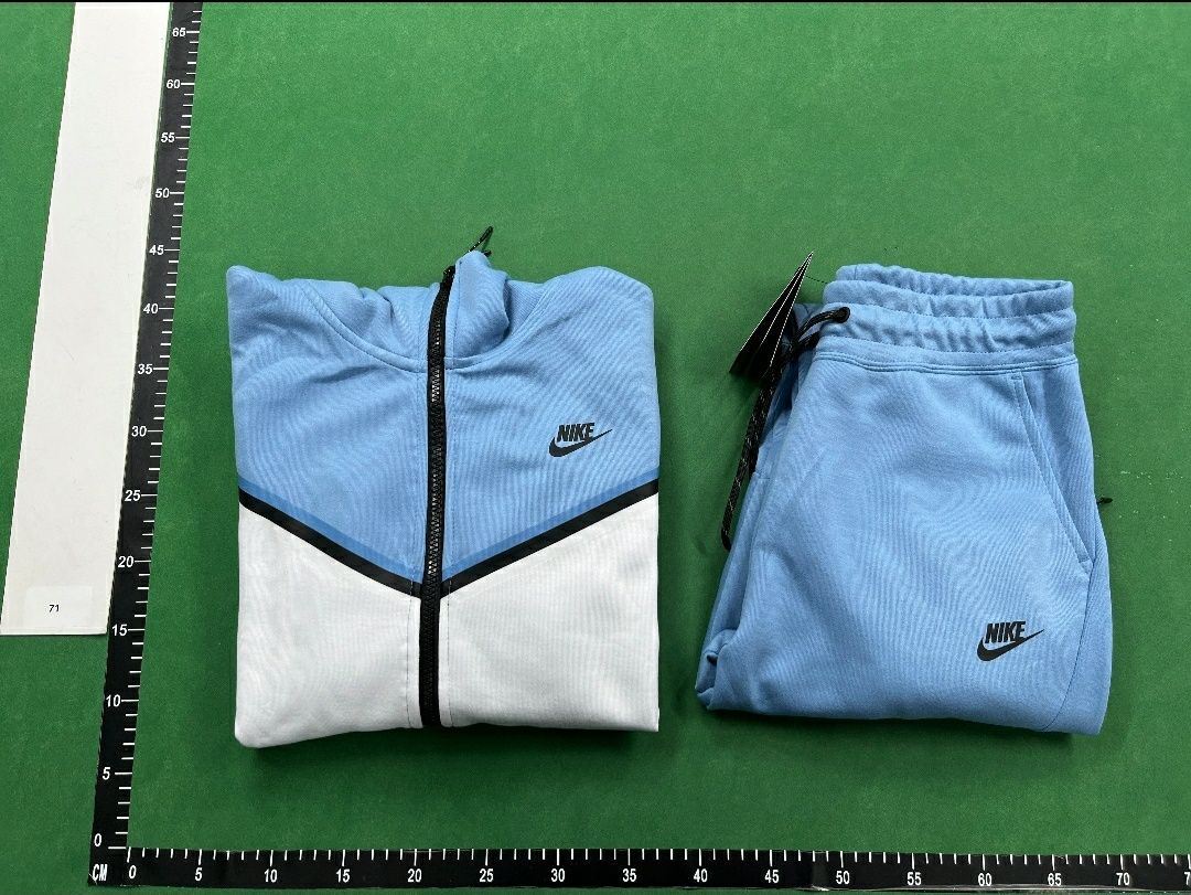 Nike tech fleece light blue