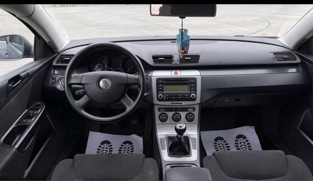 Volkswagen Passat 1.9TDI 105cp impecabil fara rugina