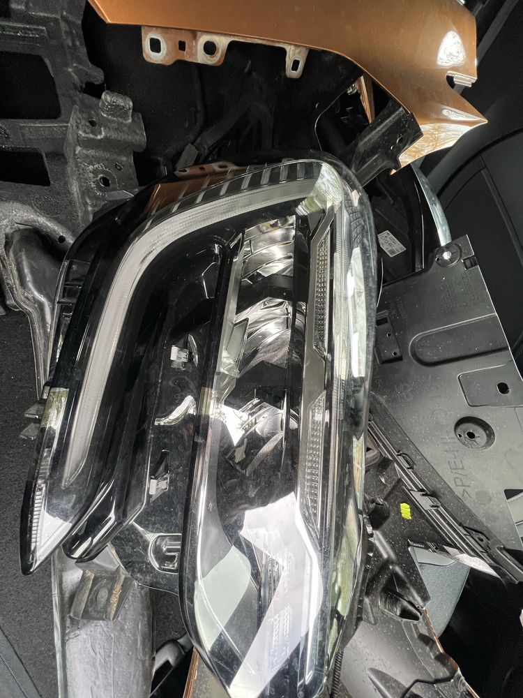 Renault Capture E-Tech Hybrid 2022г НА ЧАСТИ