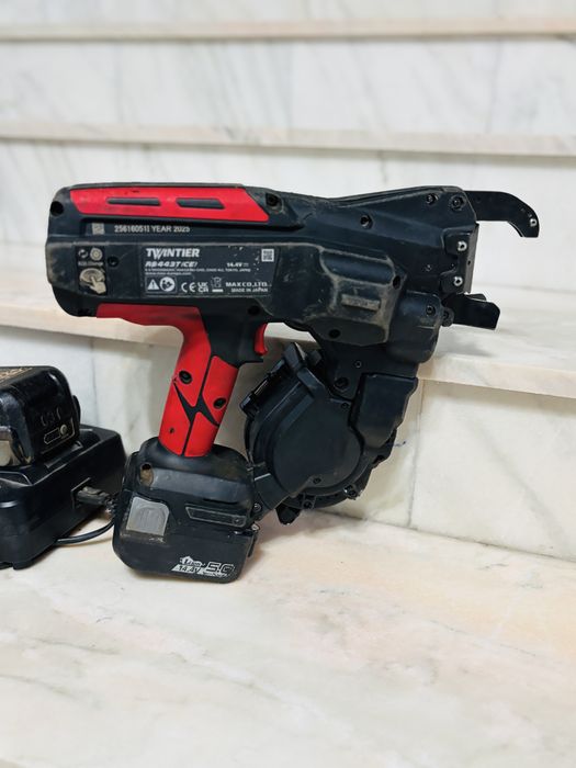 Max RB 443 2025 masina de legat sarma