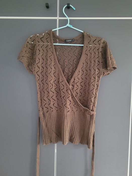 Pulovere marimea S/M