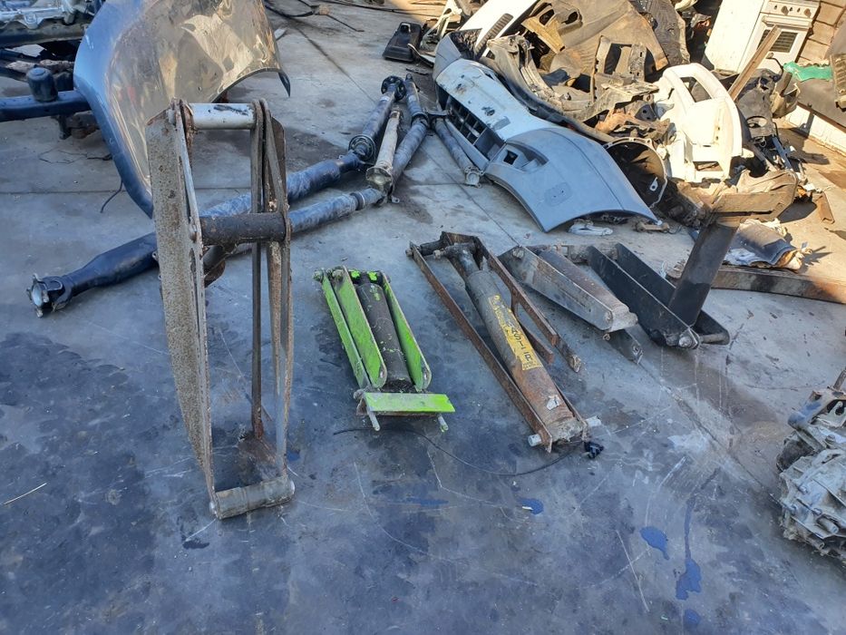 Vand sistem basculare fara pompă sistem furca Iveco ford Mercedes lt