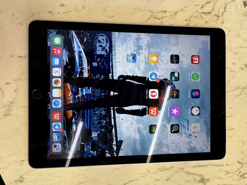 Ipod AIR 2 yaxshi holatda