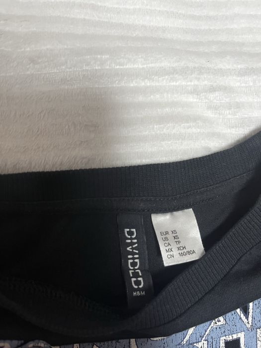 Tricou scurt negru de dama