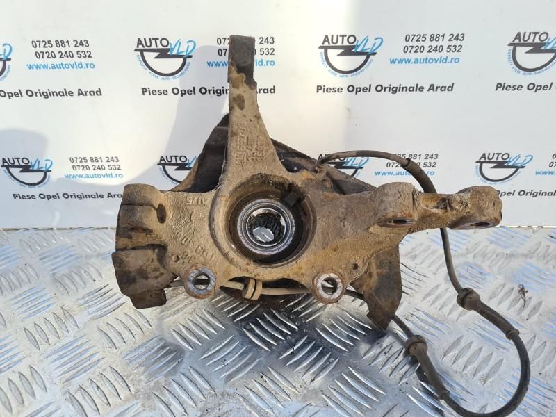 Fuzeta stanga fata Opel Corsa D facelift 1.2i 59 kw 80 cp; 1.0; 1.2; 1