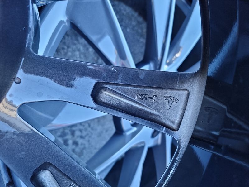 21цола 5x120 Tesla S,Тесла S 4бр Оригинални