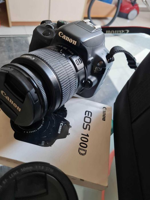 Фотоапарат Canon EOS100D с два обектива