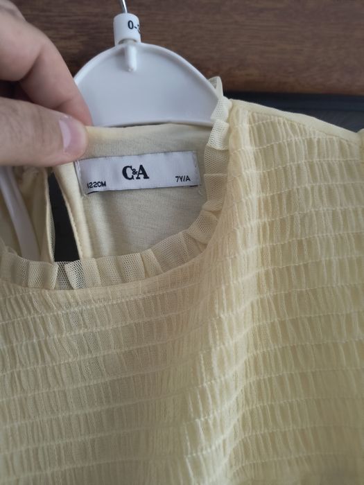 Rochiță pentru fetiță