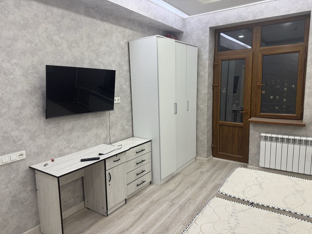 Baurum dom 7/etaj 3 xona 120kv arenda berialdi