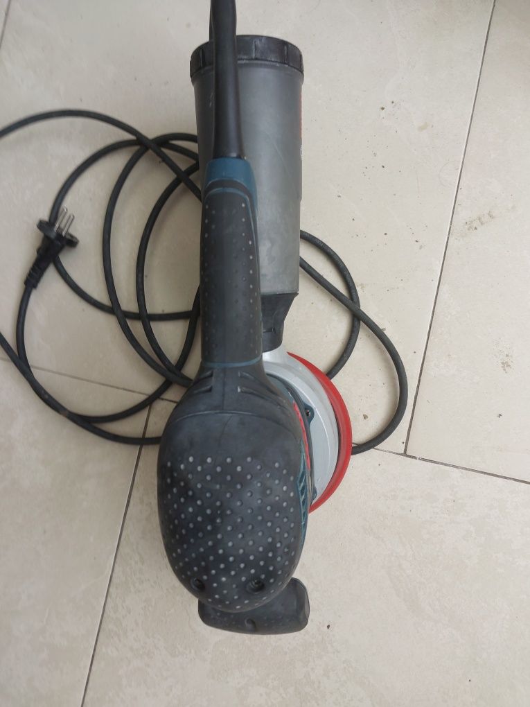 Slefuitor excentric Profesional Bosch GEX 40-150
