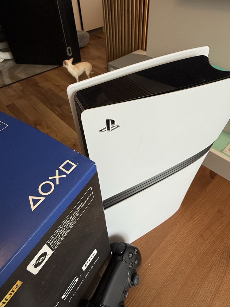 Playstation 5 Pro 2T + 2 джойстик