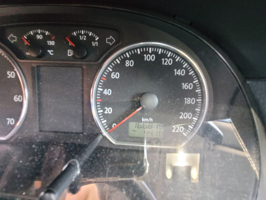 Volkswagen CROSS POLO